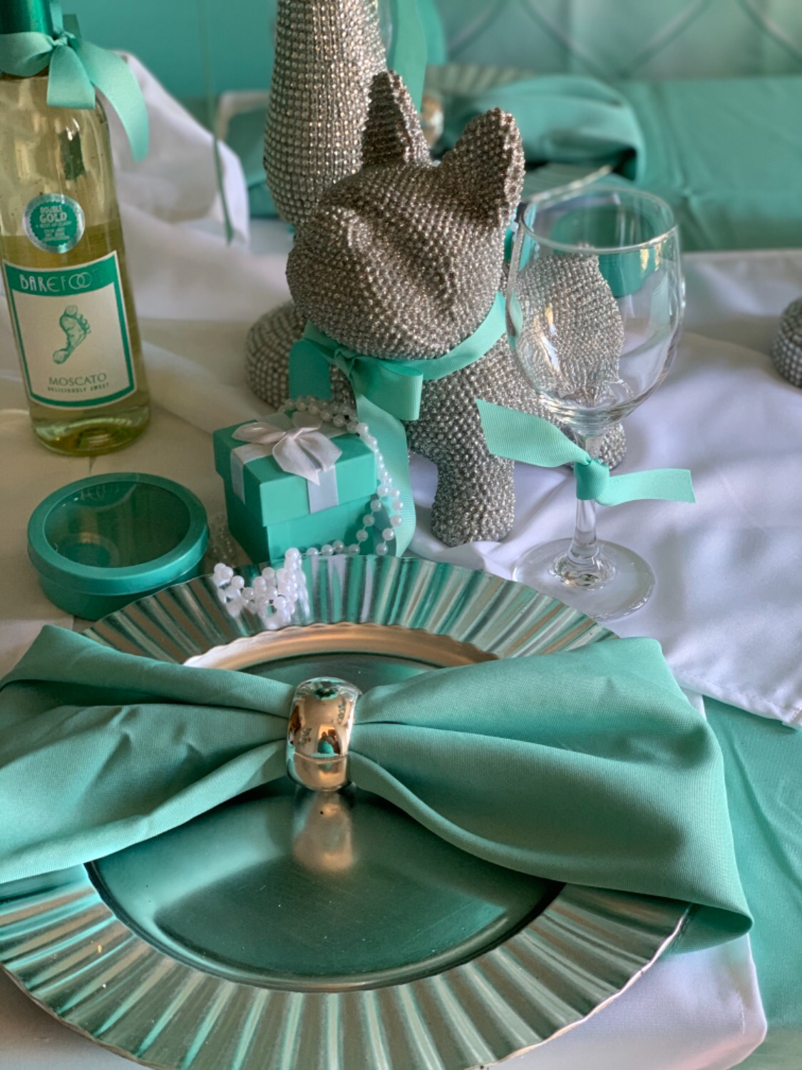 100 20x20 Premium Velvet Napkins Wedding Party Reception Table Linens Catering 100 20x20 Premium Velvet Napkins Wedding Party Reception Table Linens Catering